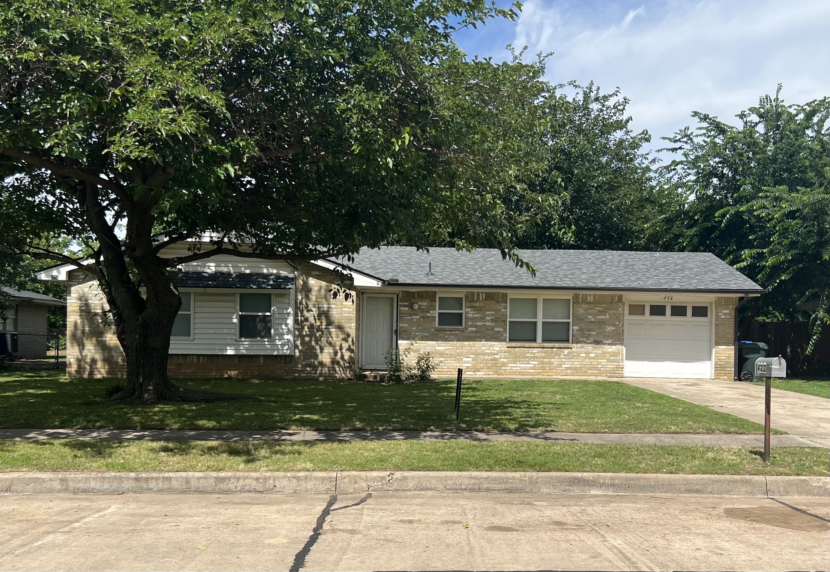 422 Beacon Ave